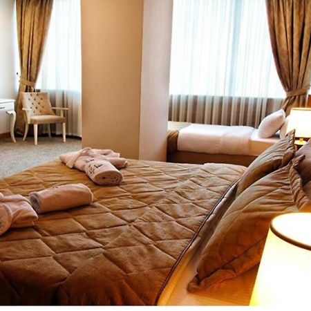 Mana Airport Hotell Arnavutkoy Eksteriør bilde